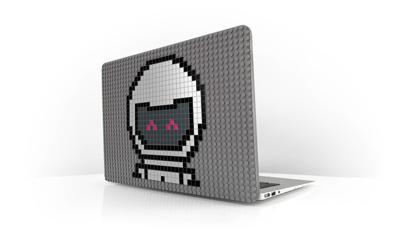 <code>monauts Brik Case